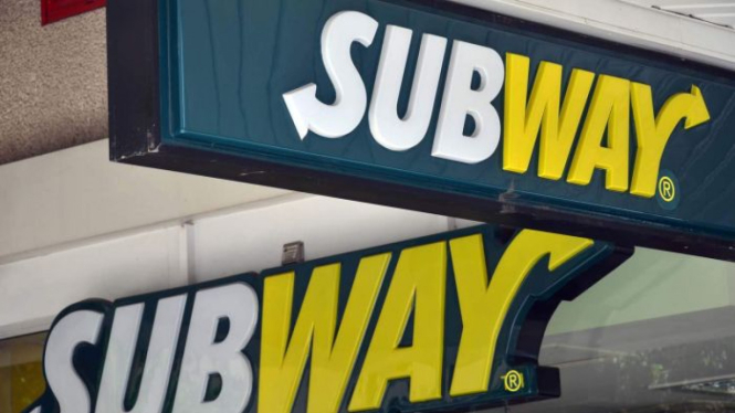 Ombudsman melakukan penyelidikan terhadap jaringan Subway di tiga negara bagian di Australia.
