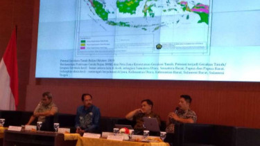 Pemaparan aktivitas gunung berapi di Indonesia