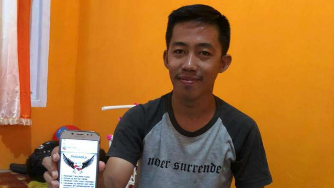 Seorang pemuda berinisial GP diciduk polisi gara-gara dituduh menghina lambang negara.