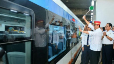 Pelepasan KA Bandara dari Stasiun Manggarai oleh Menhub Budi Karya
