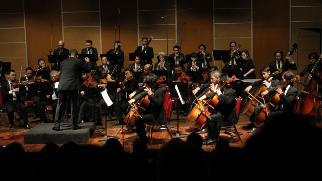 Romantisme Konser Musik Klasik Love, God and My Home
