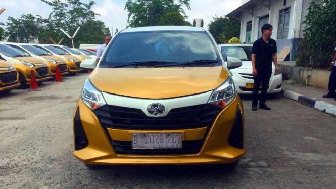 Toyota Calya jadi Taksi Express