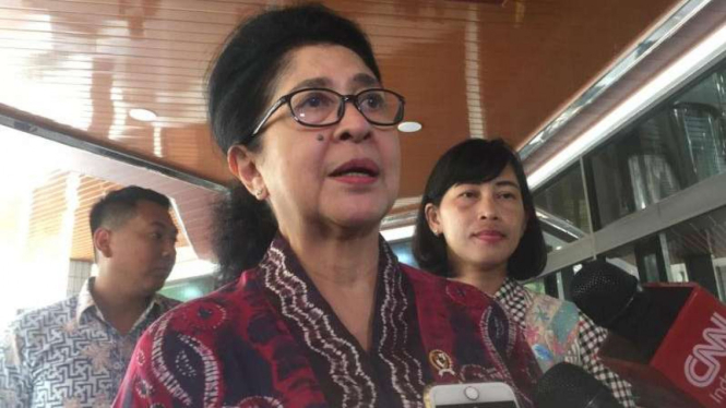Mantan Menteri Kesehatan, Nila Moeloek.