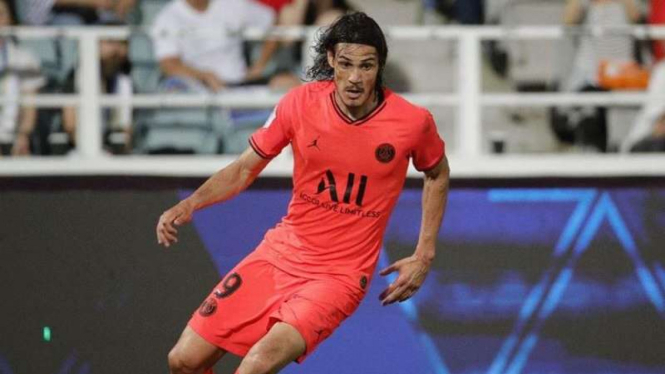 Penyerang Paris Saint-Germain (PSG), Edinson Cavani