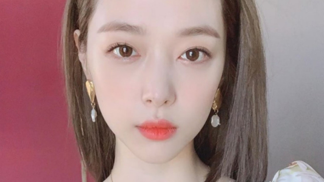 Sulli.