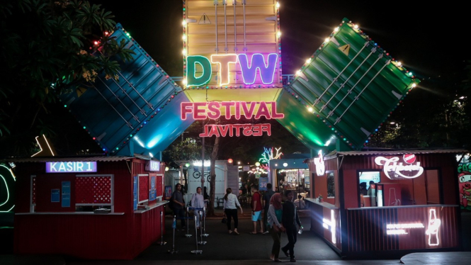 Downtown Walk Festival di Summarecon Mall Bekasi