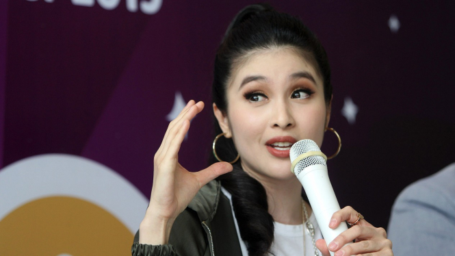 Sandra Dewi
