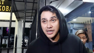 Dibebaskan Polisi, Vicky Nitinegoro Minta Maaf karena Bikin Resah