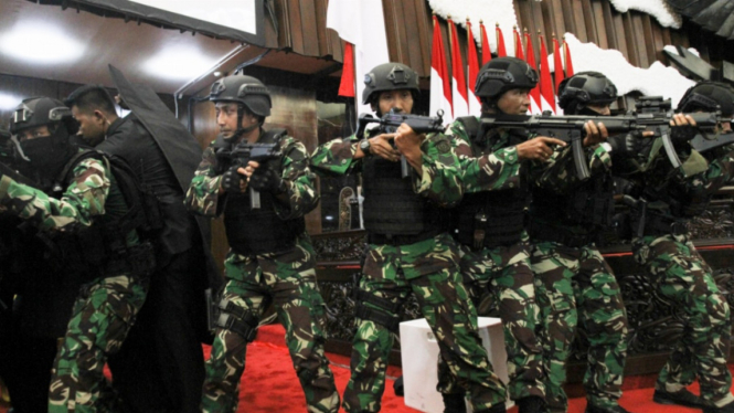 Simulasi Pengamanan Pelantikan Presiden dan Wakil Presiden