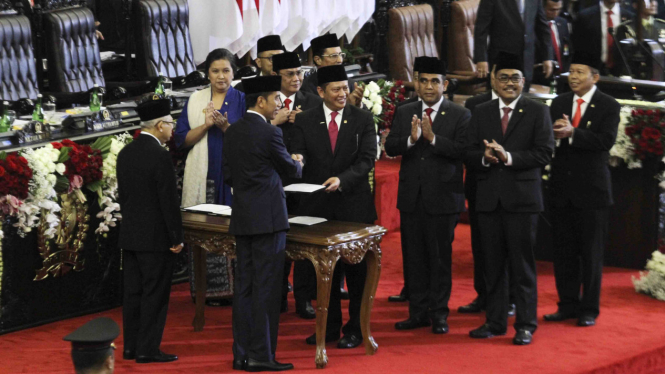 Pelantikan Presiden Jokowi dan Wakil Presiden KH.Ma'ruf Amin