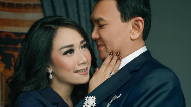 Foto pernikahan Ahok dan Puput Nastiti Dewi