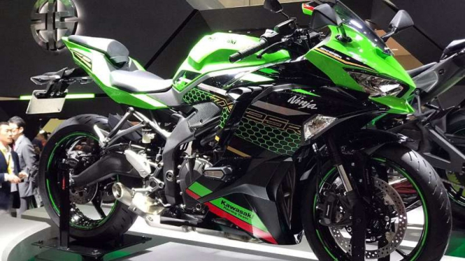 Kawasaki Ninja 250 empat silinder