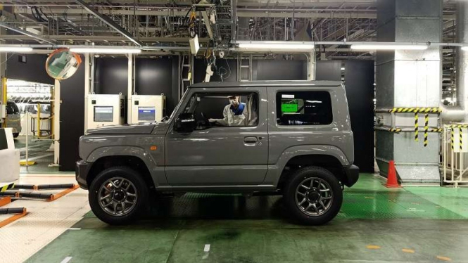 Suzuki Jimny di pabriknya di Suzuki Kosai Plant di Jepang
