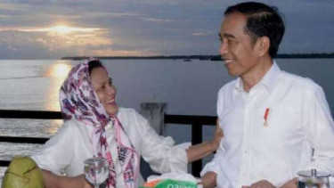 Presiden Jokowi dan Iriana di Kaimana, Papua Barat.