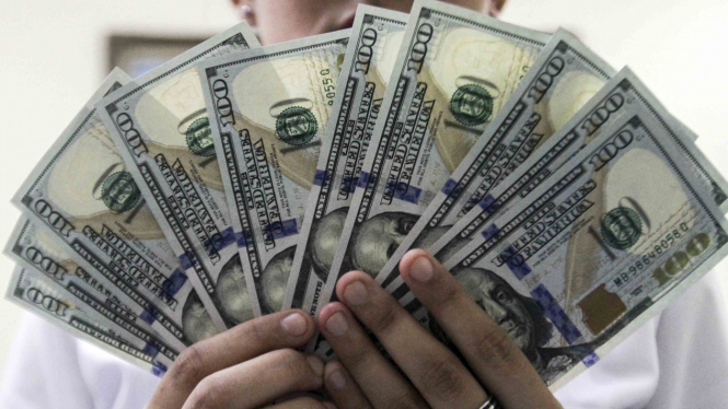 Nilai Tukar Rupiah Dollar