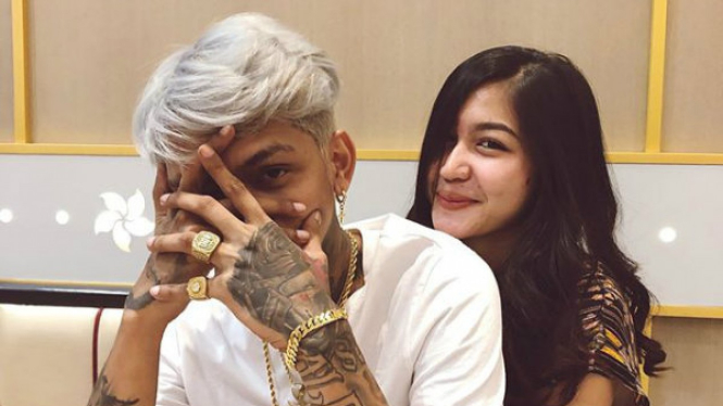 Young Lex dan Istri Eriska Nakesya