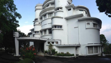 MISTERI VILLA ISOLA BANDUNG