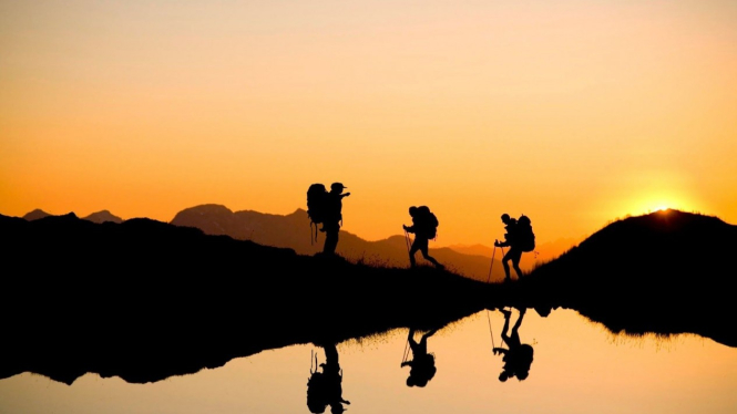 Ilustrasi Pendaki Gunung