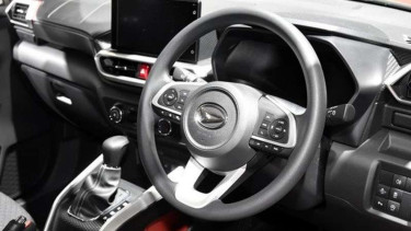 Interior Daihatsu Rocky