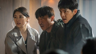 Bae Suzy dan Lee Seung Gi.