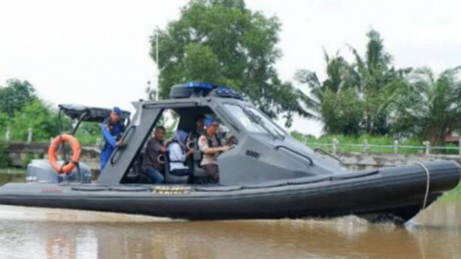 Antisipasi banjir, enam pintu air Sungai Siak diperiksa.