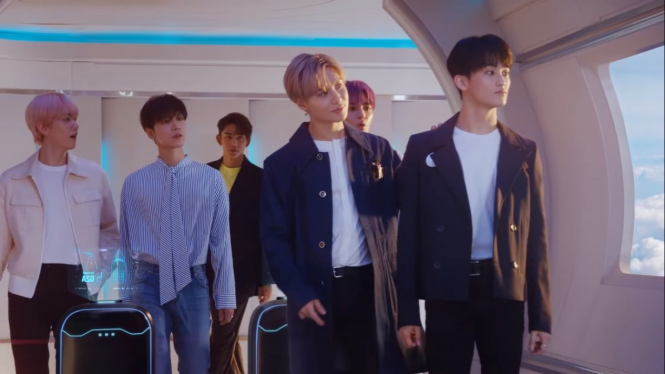 SuperM di Korean Air Safety Video.