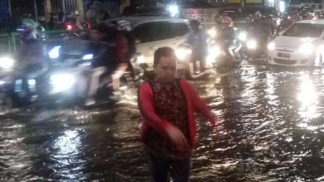 Banjir di Depok. 