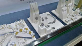 Ternyata, Berlian Paling Mahal Bukan yang Warna Putih