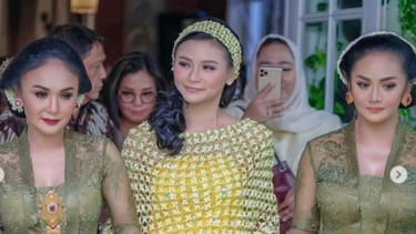 Siraman adik Krisdayanti dan Yuni Shara, Kartika Sary