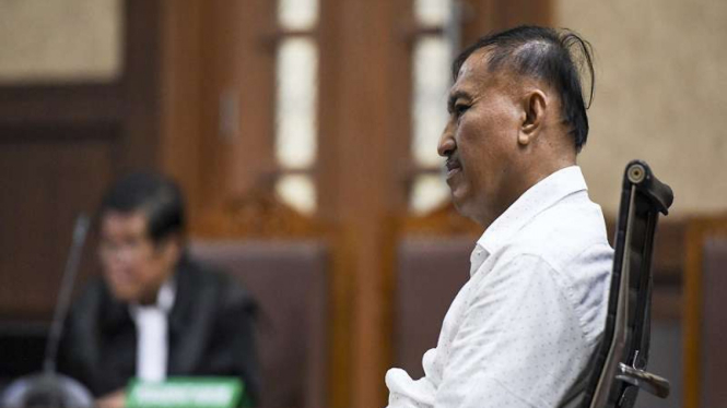Terdakwa kasus korupsi KTP elektronik Markus Nari menjalani sidang 
