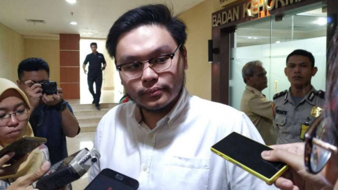 Anggota fraksi Partai Solidaritas Indonesia (PSI) DPRD DKI William Aditya Sarana