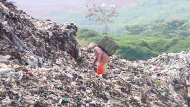 Sampah Bantar Gebang.