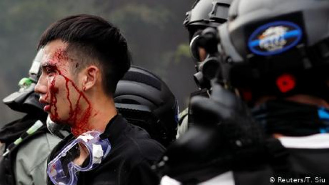 Reuters/T. Siu