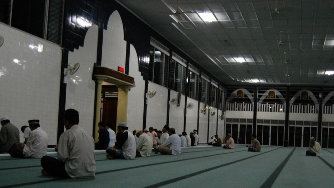 Shalat di Orchard Road