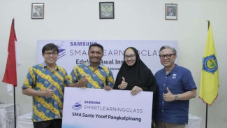 Biar Gak Gaptek, Samsung Bikin Kelas Canggih untuk Pelajar di Bangka