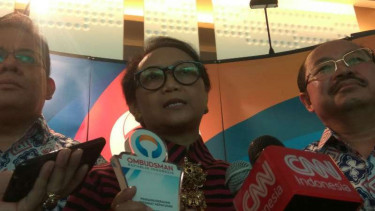Menlu Retno Marsudi di acara Ombudsman