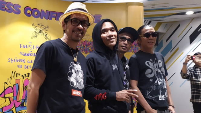 Slank.
