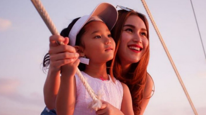 Ayu Ting Ting dan Bilqis.