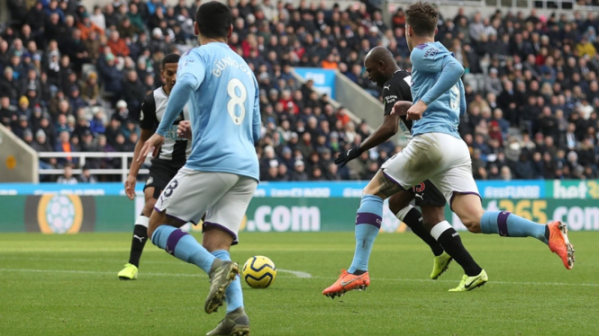 Pertandinga Newcastle United vs Manchester City