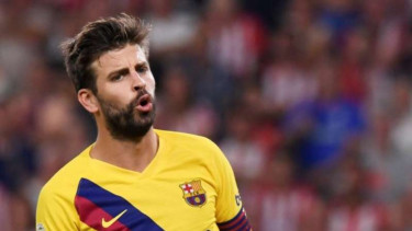 Bek Barcelona, Gerard Pique.