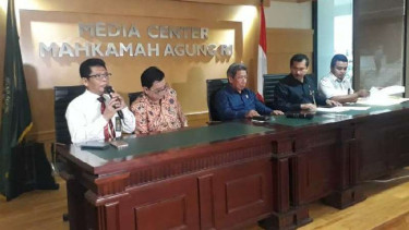 Konferensi pers pembunuhan Hakim Jamaluddin di Medan, Sumatera Utara.