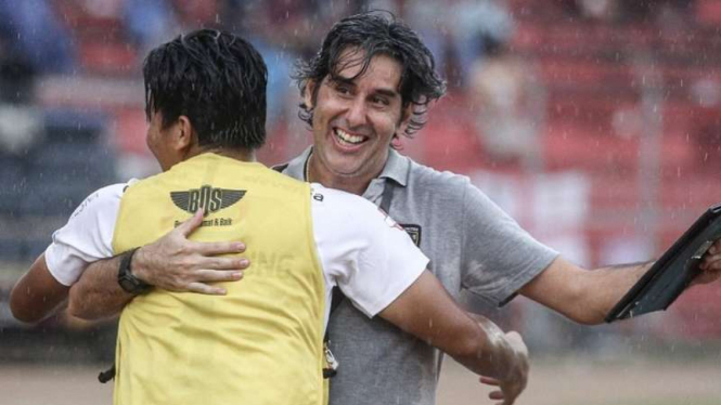 Pelatih Bali United, Stefano Cugurra Teco
