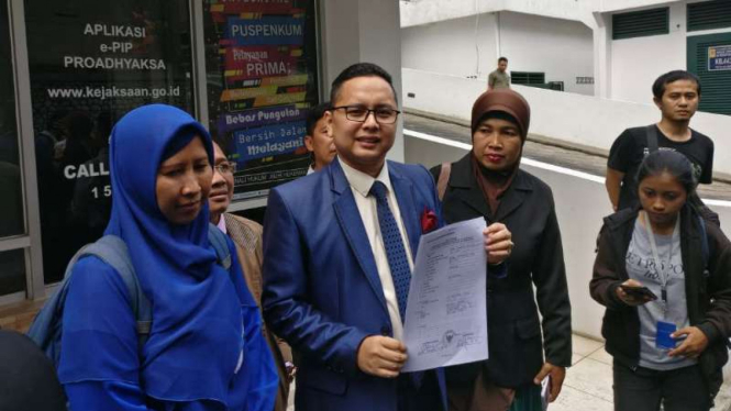 Kuasa hukum korban First Travel di Kejaksaan Agung, Jakarta.