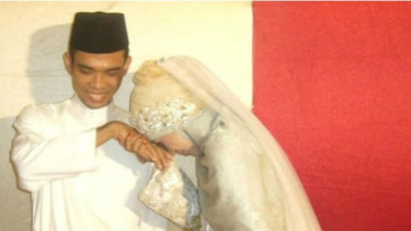 Ustaz Abdul Somad dan mantan istrinya Mellya Juniarti 
