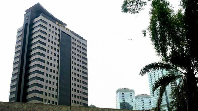 Gedung Polda Metro Jaya, Sudirman