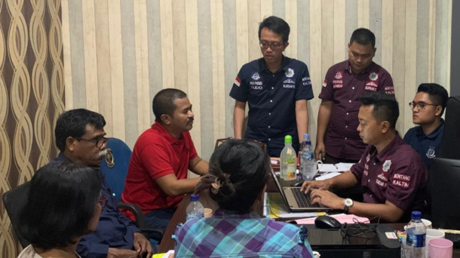 Kasi Pidsus Kejari Bontang, Yudo Adiananto saat menangani perkara Perusda AUJ Bontang. (Foto: Istimewa)