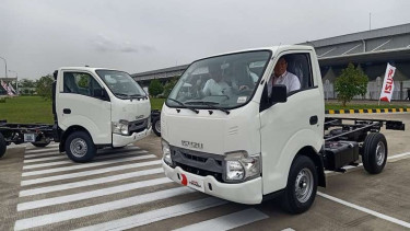 Isuzu Traga versi ekspor menggunakan setir kiri
