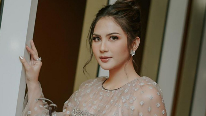 Jessica Mila.
