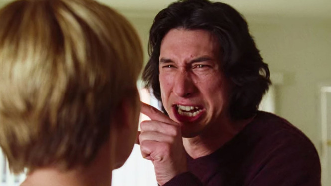 Adam Driver dalam Marriage Story.
