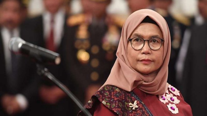 Wakil Ketua KPK Lili Pintauli Siregar mengikuti upacara pelantikan Pimpinan KPK